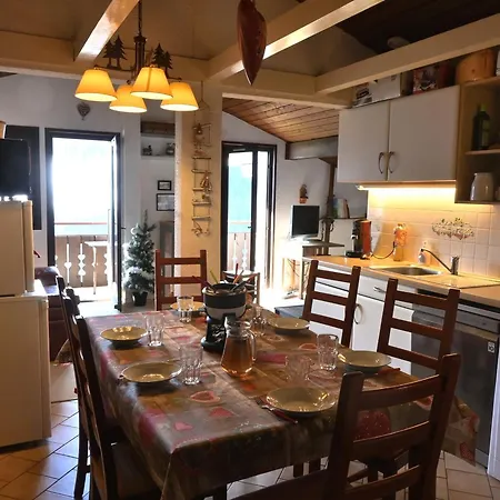 Appartamento Confortable 3 Pièces, 6 Pers, Balcon Sud, Proche Télésiège, Animaux Ok, Parking, Wifi - Fr-1-676-202 *